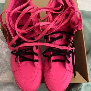 Neon Pink Sk8 high Vans